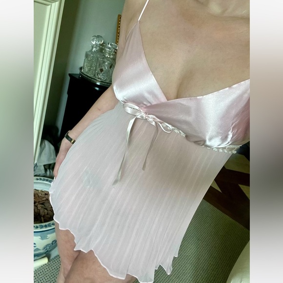 Gorgeous Vintage Y2K Flora Nikrooz Coquette Babydoll Baby Pink Slip Dress Bow - Picture 1 of 5